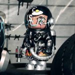 POP MART MEGA SPACE MOLLY 400% Trevor Andrew Figure AUTHENTIC - Image 2