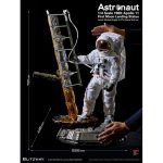 Blitzway The Real Astronaut Apollo 11 First Moon Landing 1/4 Scale Figure Statue - Image 2